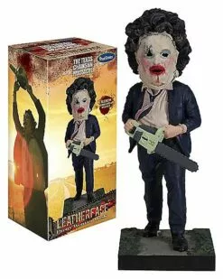 Leatherface Pretty Woman Mask Bobblehead Statue - The Texas Chainsaw M 13 Leatherface Pretty Woman Mask Bobblehead Statue - The Texas Chainsaw M -Cosplay Shop 01600295 g